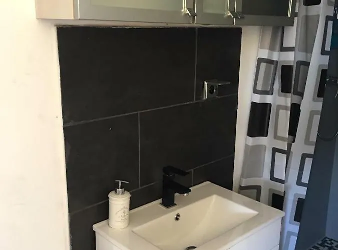 Zweibettzimmer * Kaiserslautern